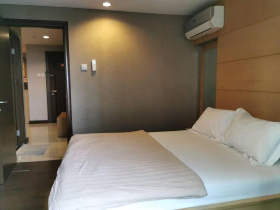 Two Bedroom Apartment At El Royale Hotel Bandung Eksteriør bilde